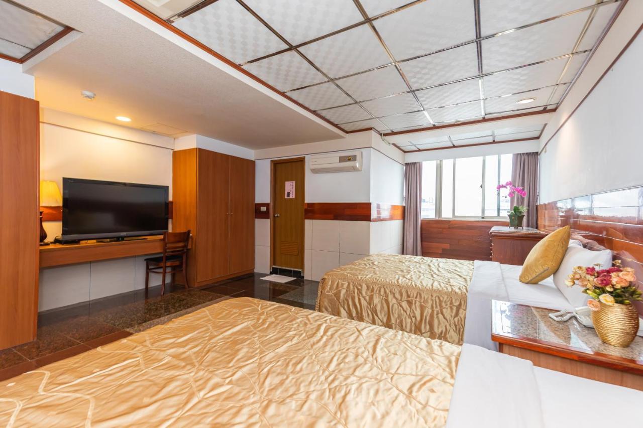 Yi Pin Business Hotel Taoyuan Exterior photo